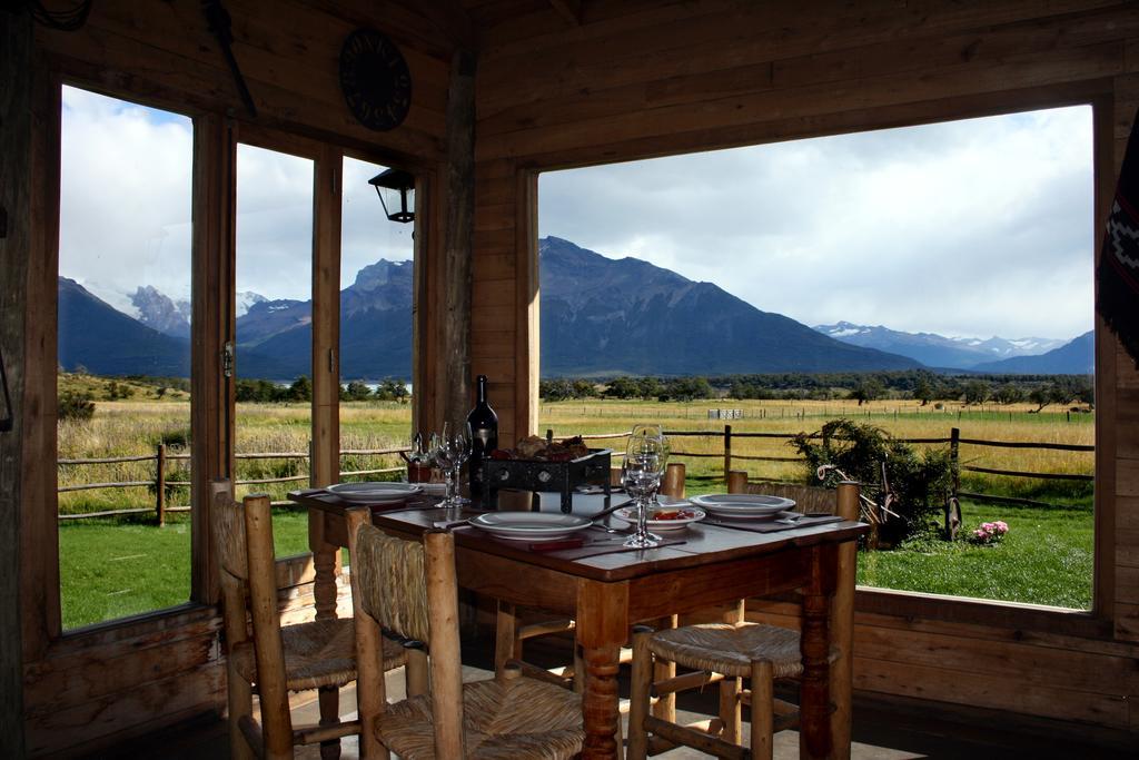 Estancia Nibepo Aike Colonia Francisco Perito Moreno Eksteriør bilde
